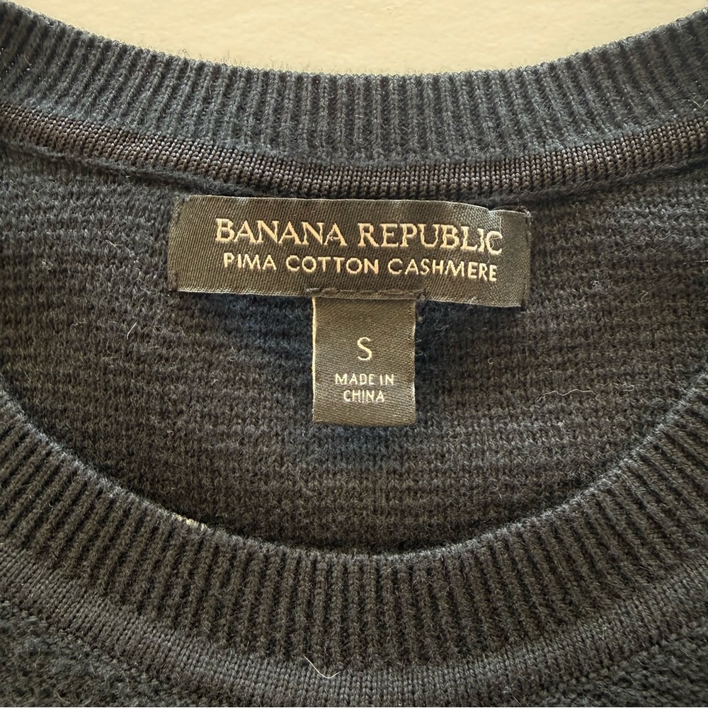 Banana Republic Cotton Cashmere Sweater XO Spell-out High Side Slits Size Small - Picture 9 of 13